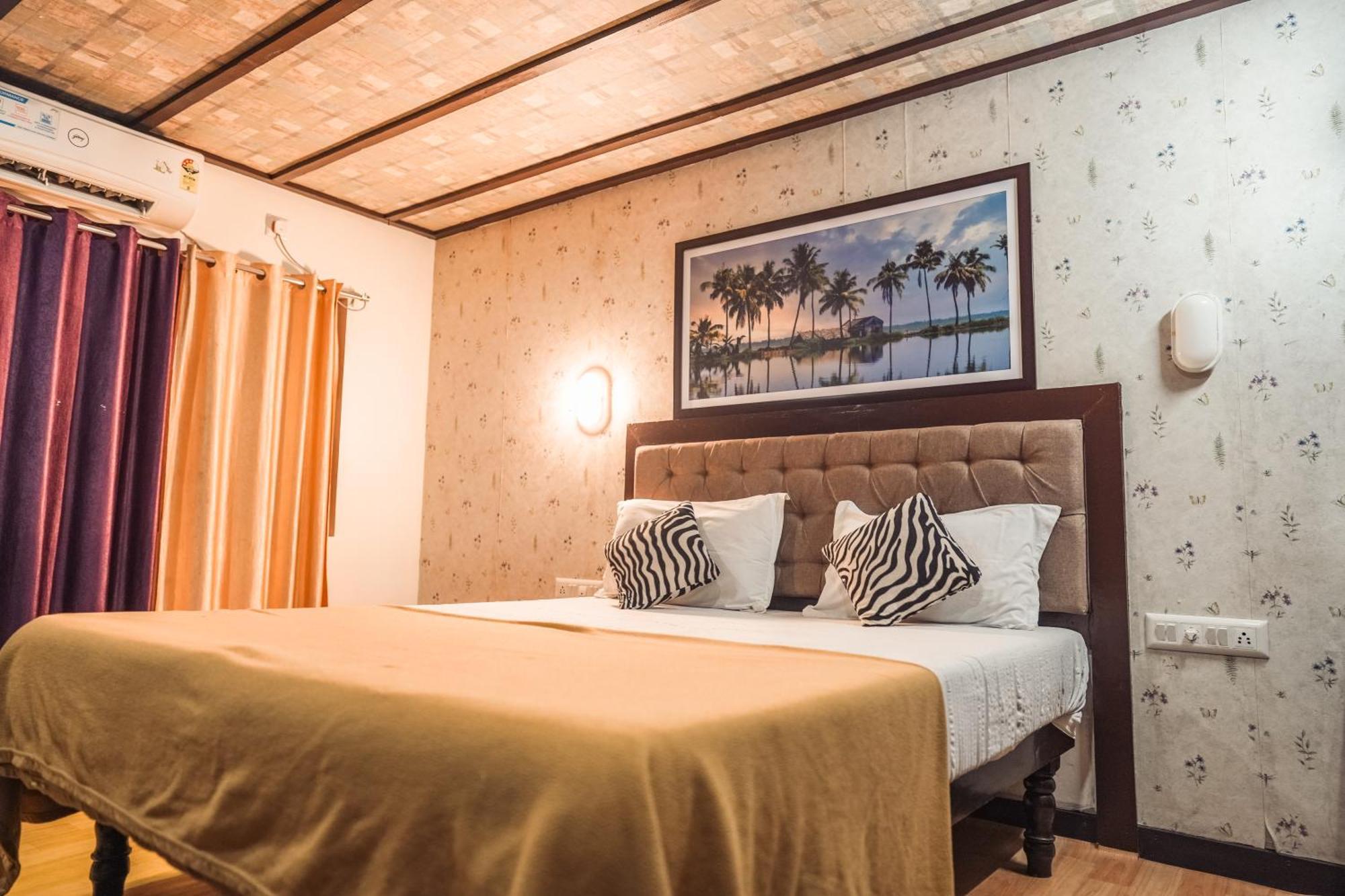 Hotel Venice Premium Houseboats Alleppey Alappuzha